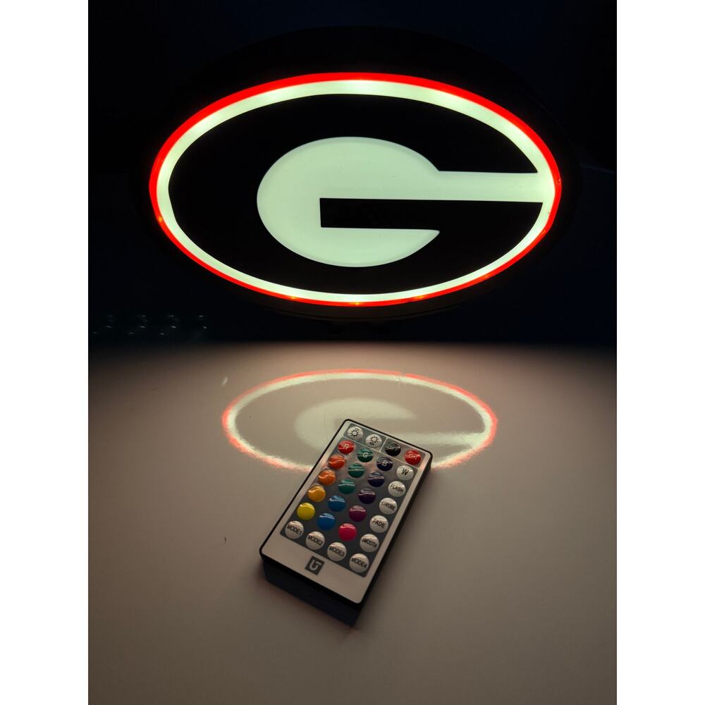 UGA Georgia Bulldogs Multicolored LED Light Box with Effects Remote and Stand